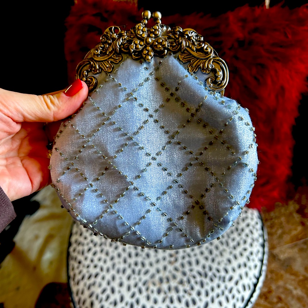 Jessica Mcclintock Clutch